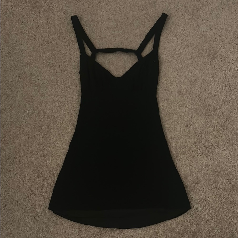 Chic Black Sleeveless Dress